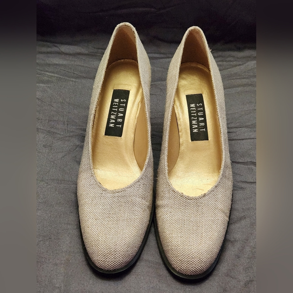 Stuart Weitzman ⭐️Narrow Width⭐️ pumps